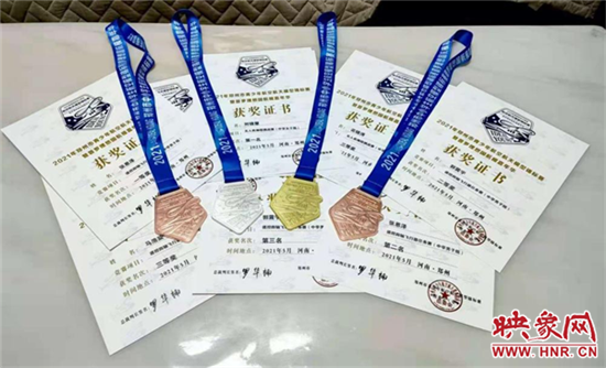 星空体育网址入口-南非选手在田径项目中夺得奖牌 星空体育网址入口-南非选手在田径项目中夺得奖牌
